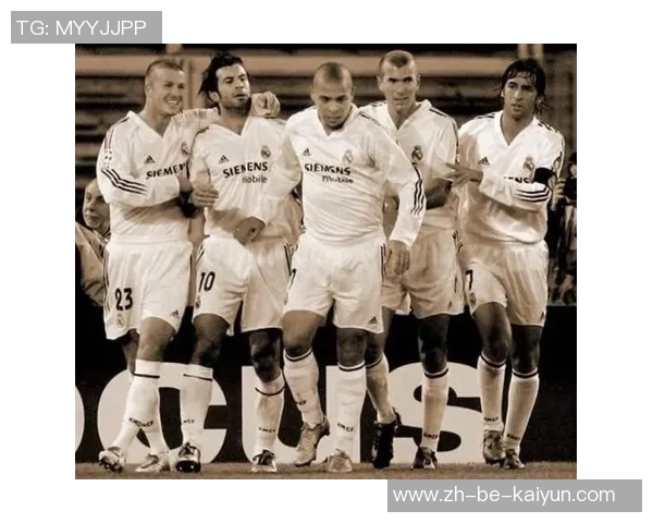 《梦之队对决足球争霸赛 星辉照耀绿茵场》 《梦之队对决足球争霸赛 星辉照耀绿茵场》